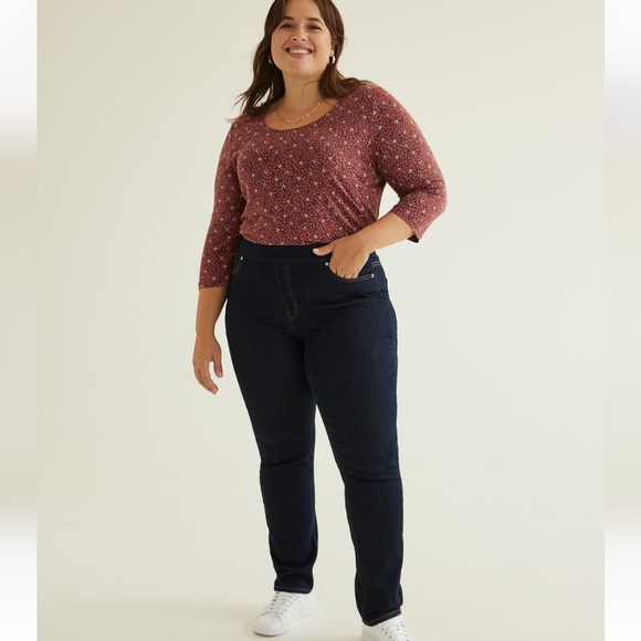 NWT DC Savvy fit Pull-on Jeans - 24P Perfect Gift Item 🎁 - Picture 3 of 16